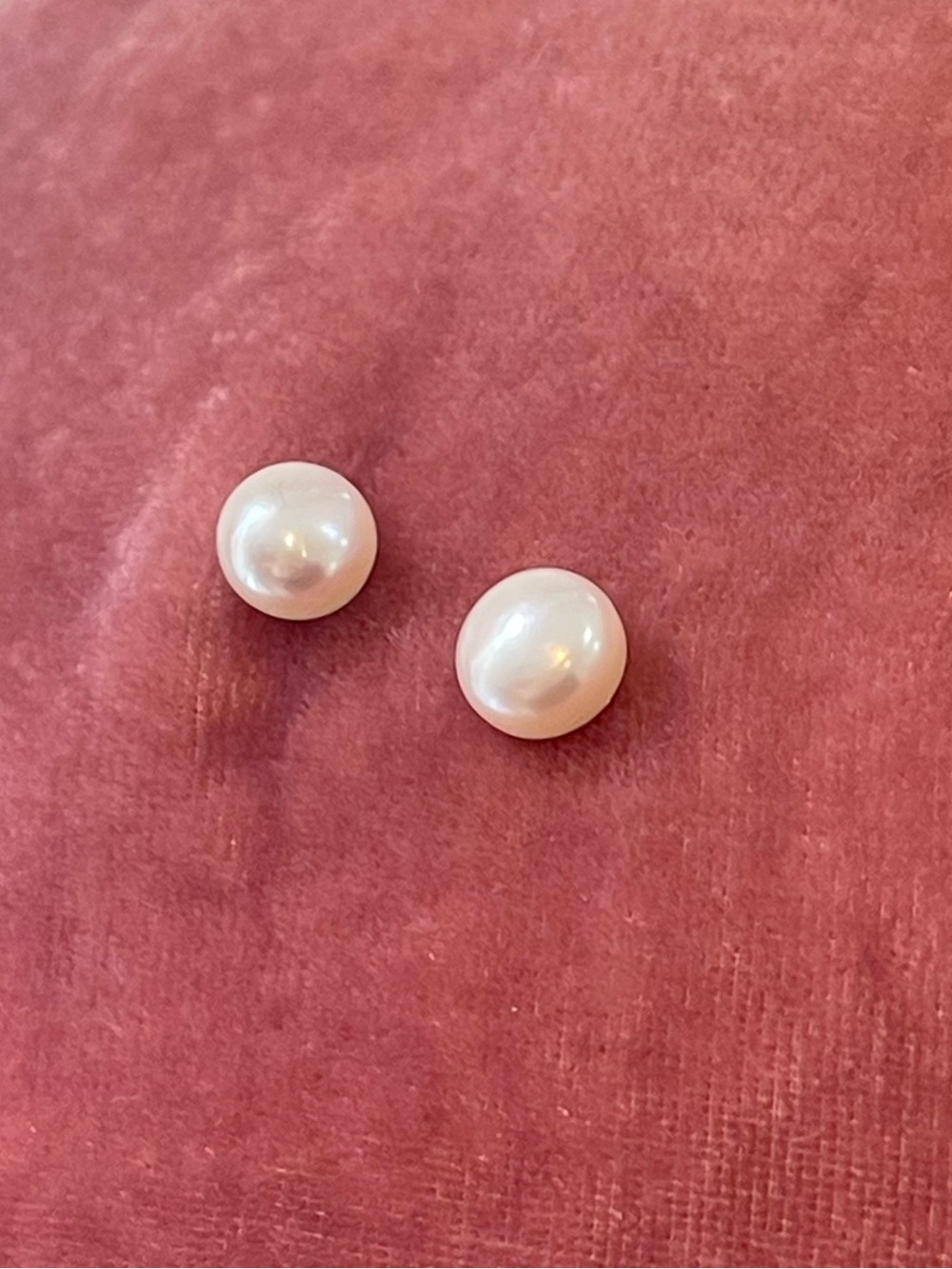 Freshwater Pearl Stud Earrings - Picture 2 of 12